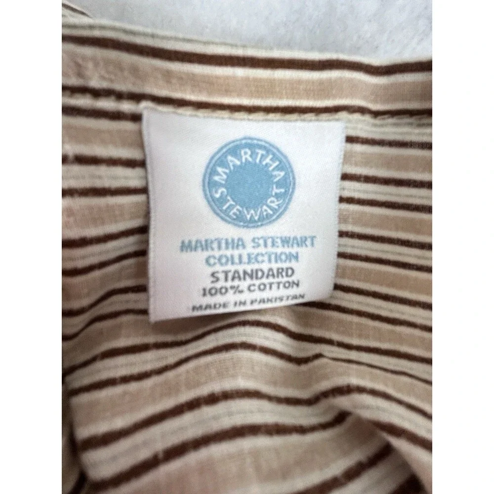 Martha Stewart Set of 2 standard cotton pillow shams floral 22.5 X 27.5 in